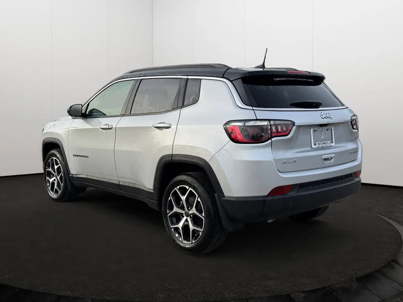 Jeep Compass снимка Jeep Compass