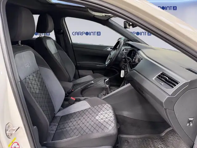 Volkswagen Taigo view 17