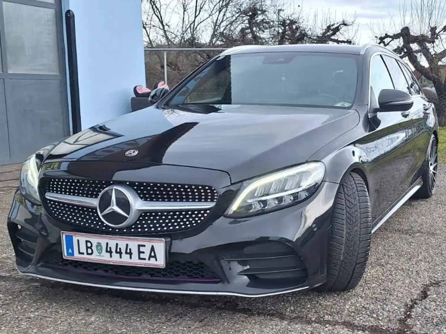 Mercedes-Benz C 220 d T Aut. Schwarz - 2