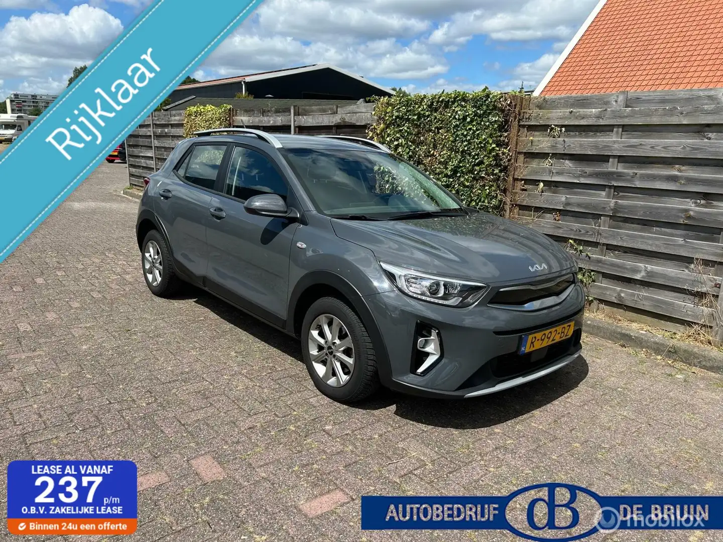 Kia Stonic 1.0 T-GDi MHEV DynamicLine Gris - 1