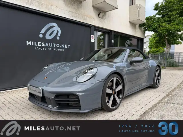 Porsche 992