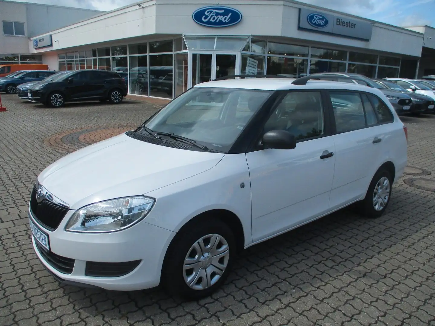 Skoda Fabia Combi Cool Edition Klima Weiß - 2