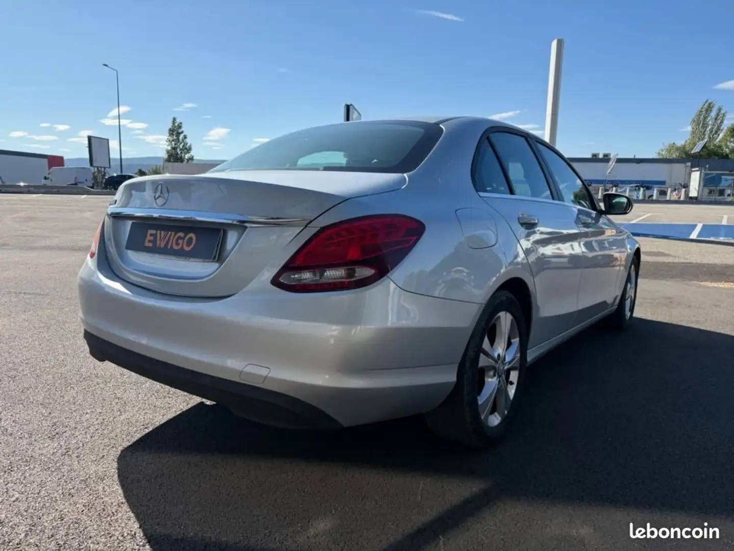 Mercedes-Benz C 180 Mercedes 1.6 180 CDI 115 BLUEEFFICIENCY CLASSIC Gris - 2