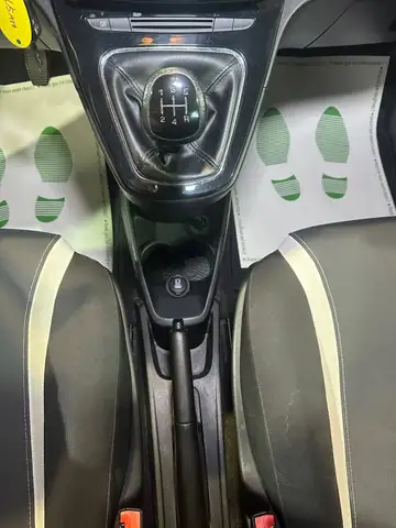 Lancia Ypsilon view 7