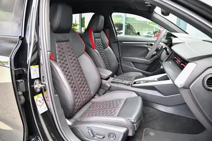 Annonce voiture d'occasion Audi RS3 - CARADIZE