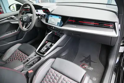 Annonce voiture d'occasion Audi RS3 - CARADIZE