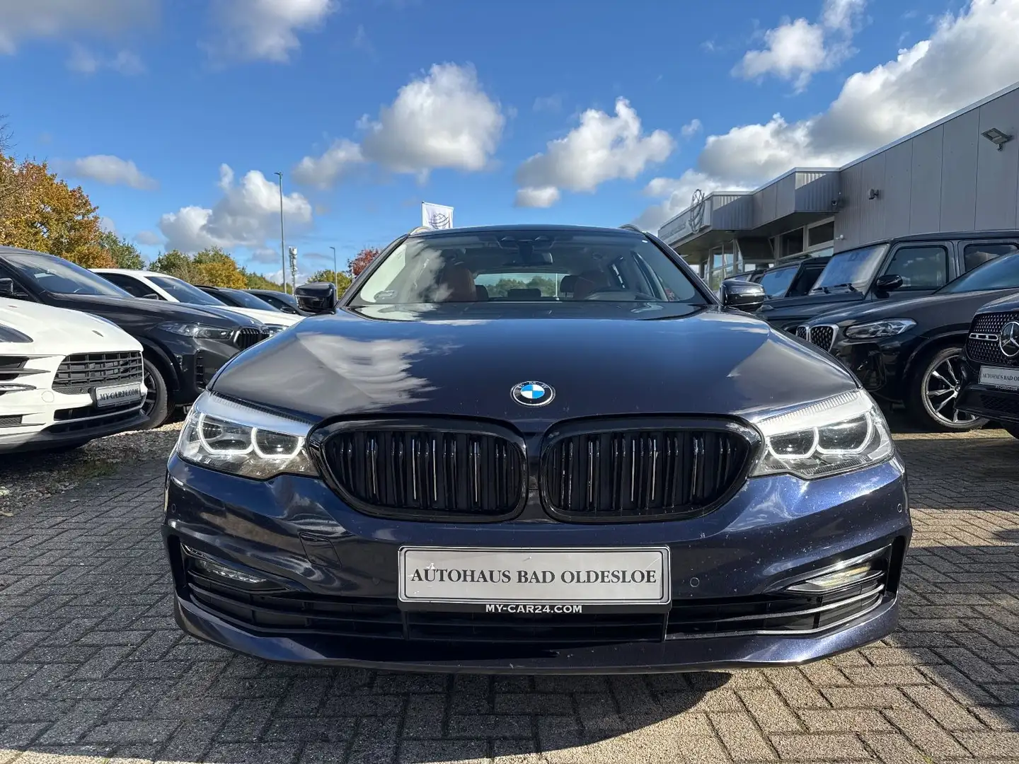 BMW 520 d Touring Luxury Leder HUD Panorama Blau - 1