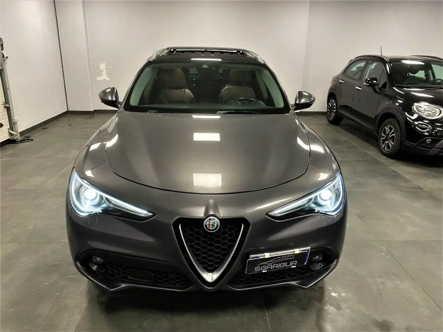 Alfa Romeo Stelvio 2.2 Diesel Tetto Apribile AT8 Q4 Executive 4x4 Gris - 2