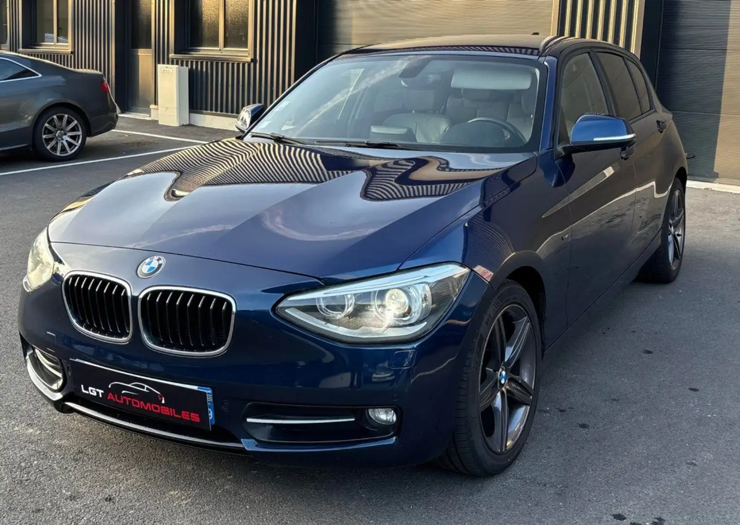 BMW 118 II (F21/20) 118d 143ch Sport 5p Bleu - 2