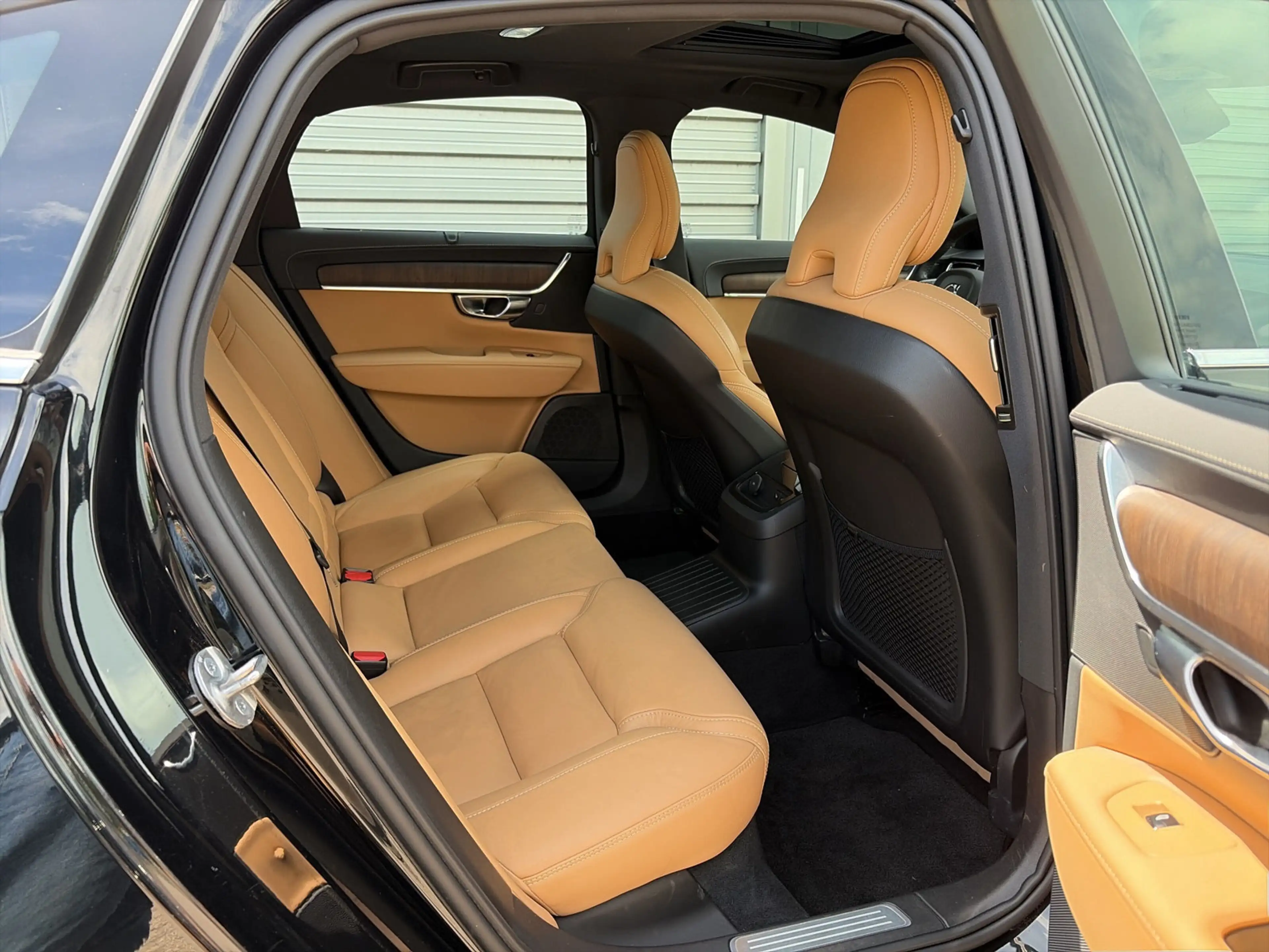 Volvo S90 T8 Long Range AWD Ultimate Bright / Massage / 360 — photo 13