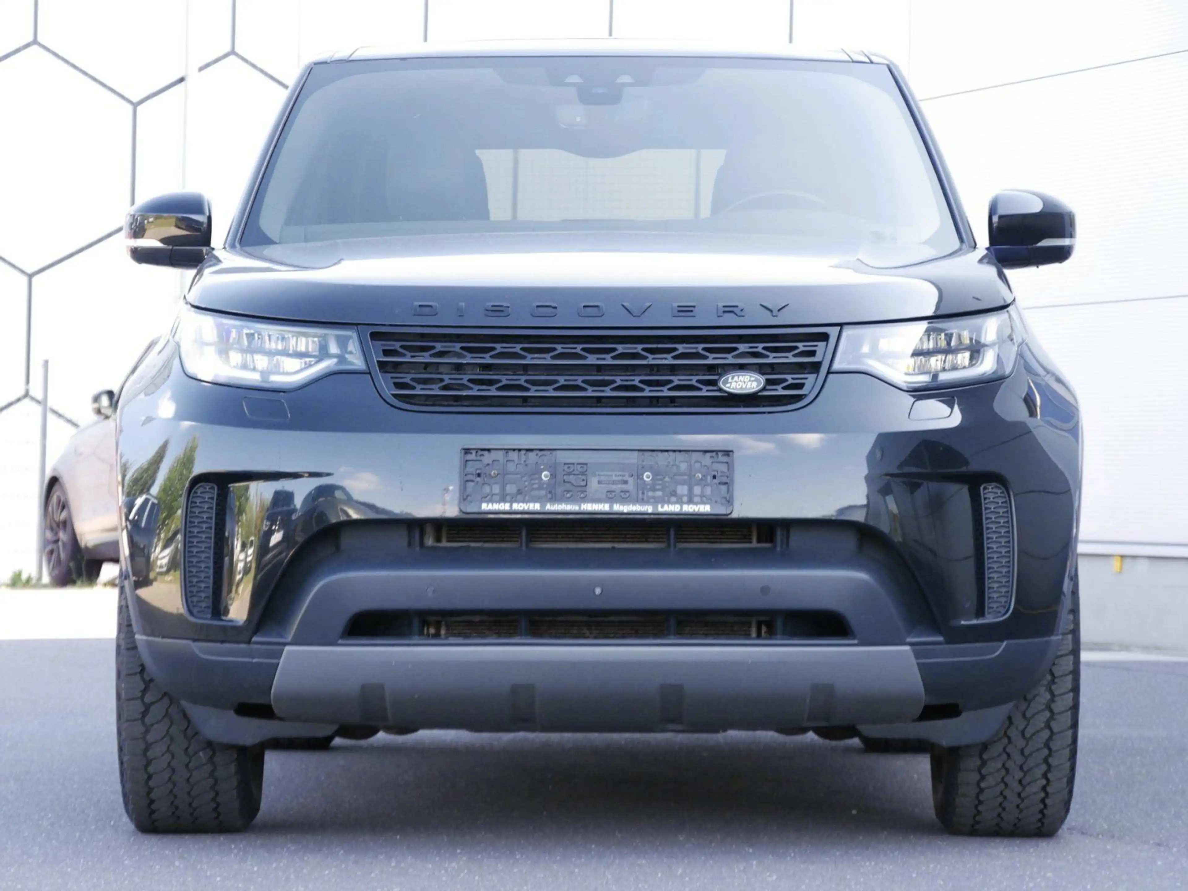 Land Rover Discovery 5 HSE SDV6 — photo 9