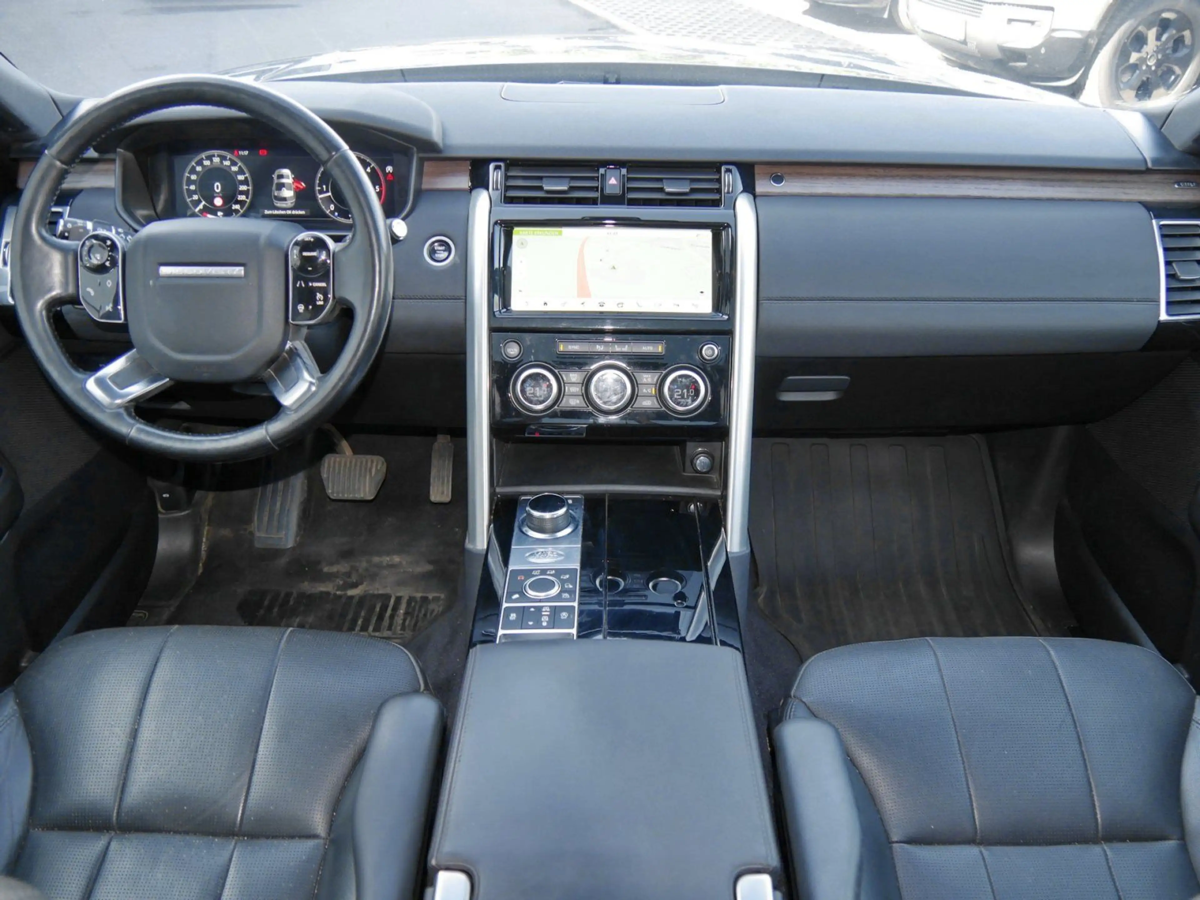 Land Rover Discovery 5 HSE SDV6 — photo 4