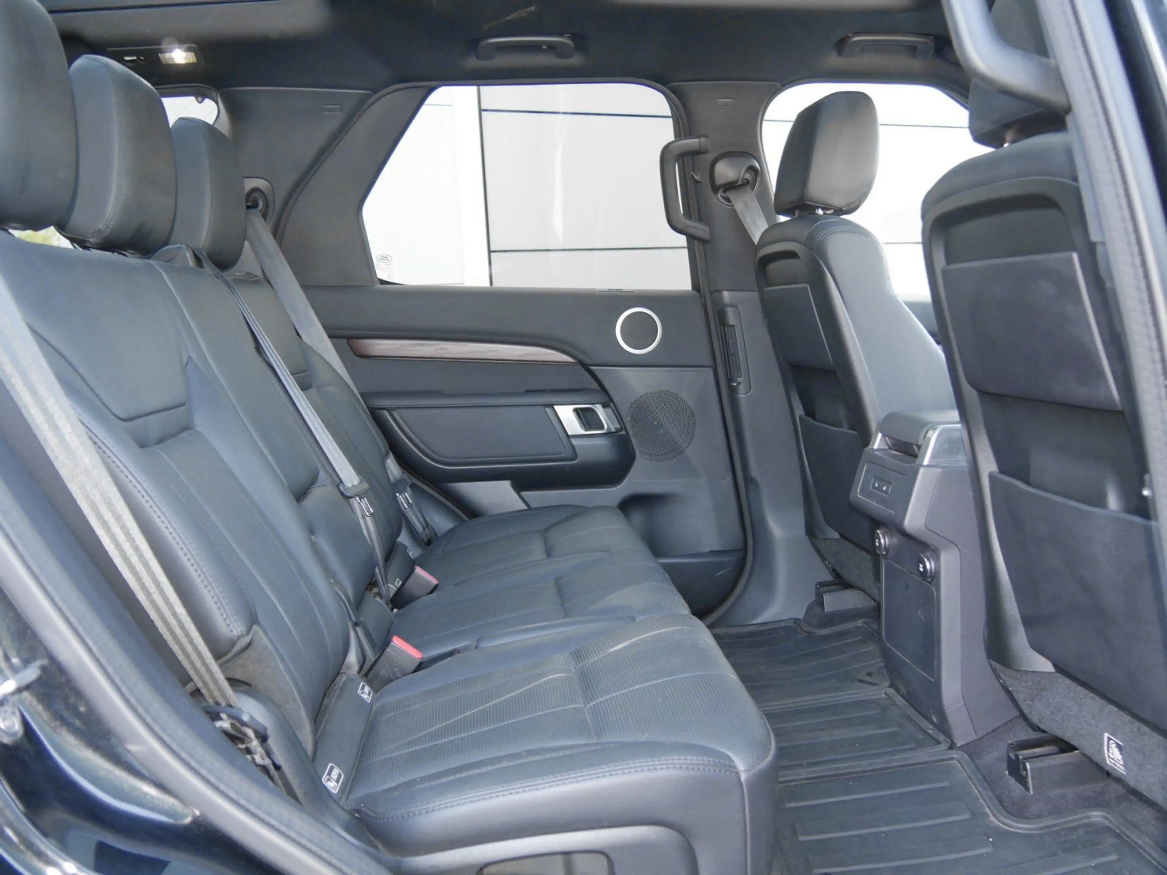 Land Rover Discovery 5 HSE SDV6 — photo 5