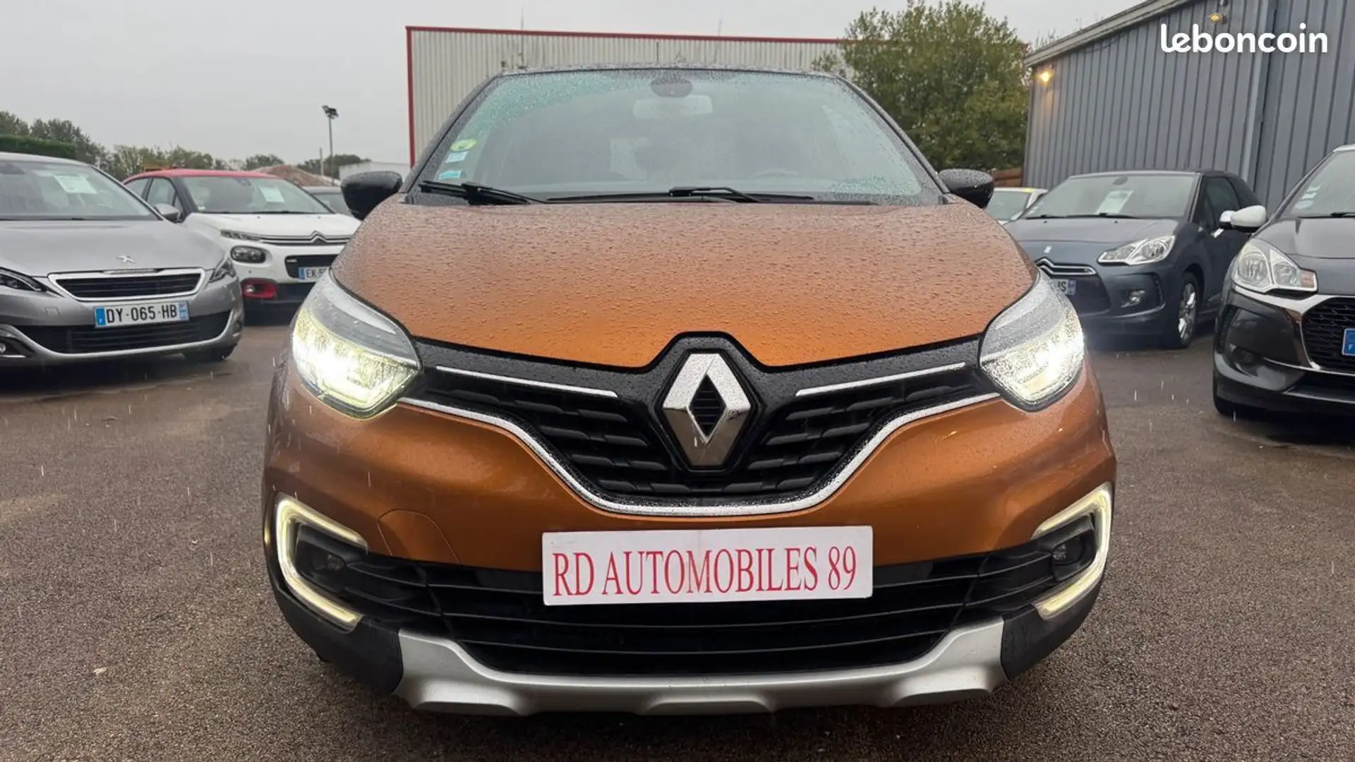Renault Captur 1.5 DCI 110 CH Intens Gold - 2