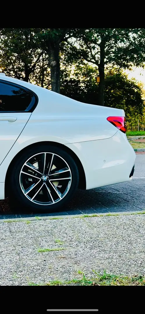 BMW 750 BMW750d xDrive, Vollaustattung - 2