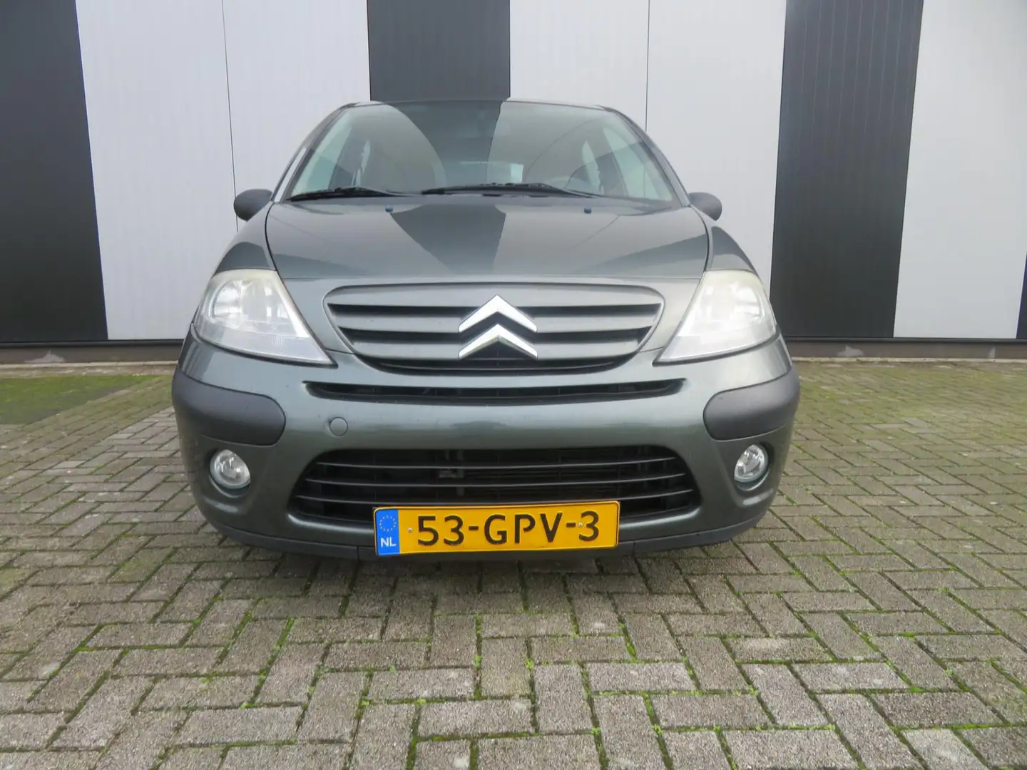 Citroen C3 1.4i Ligne Prestige Grijs - 2