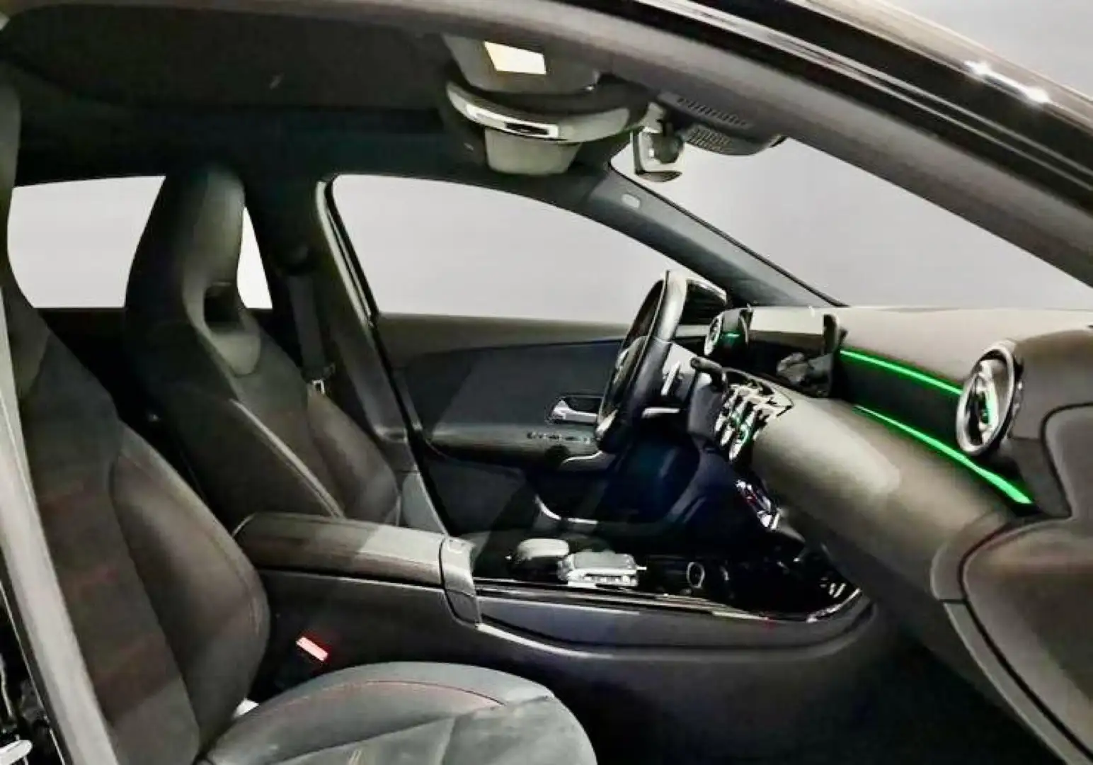 Mercedes-Benz A 200 d Premium Night edition auto - 2