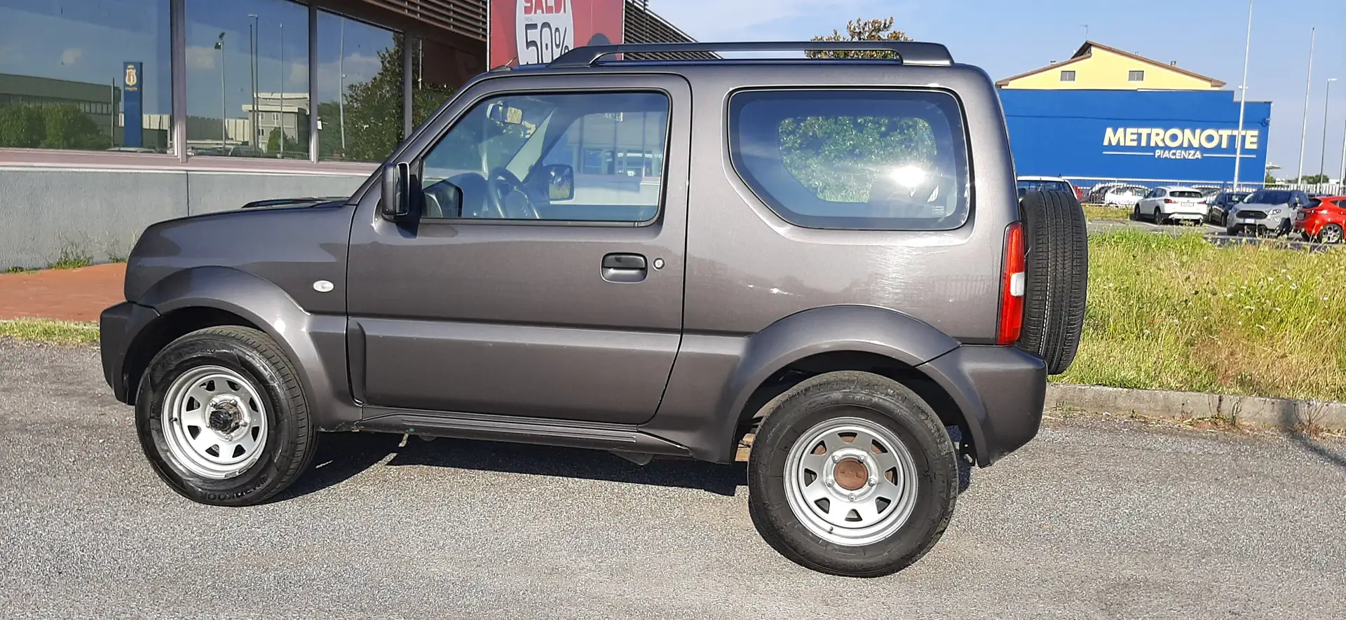 Suzuki Jimny DETTAGLI IMPORTANTI NELLA DESCRIZIONE Gris - 1