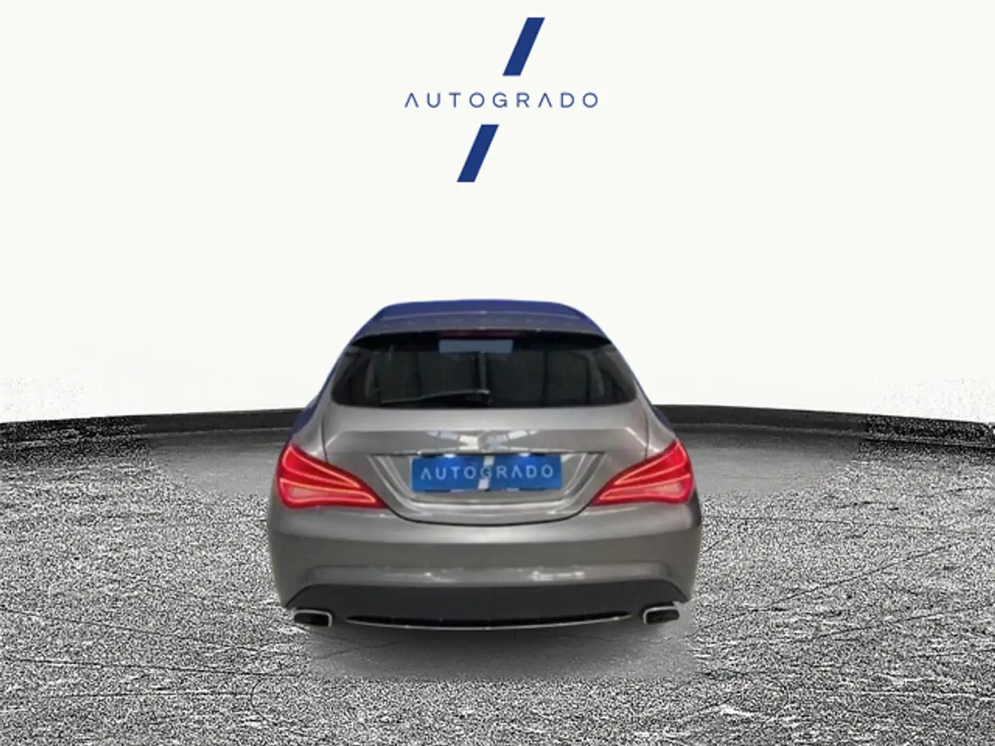 Mercedes-Benz CLA 45 AMG Shooting Brake 200d Line 4Matic 7G-DCT Gris - 2