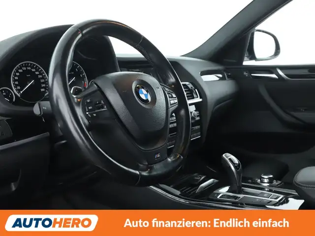 BMW X4 view 11