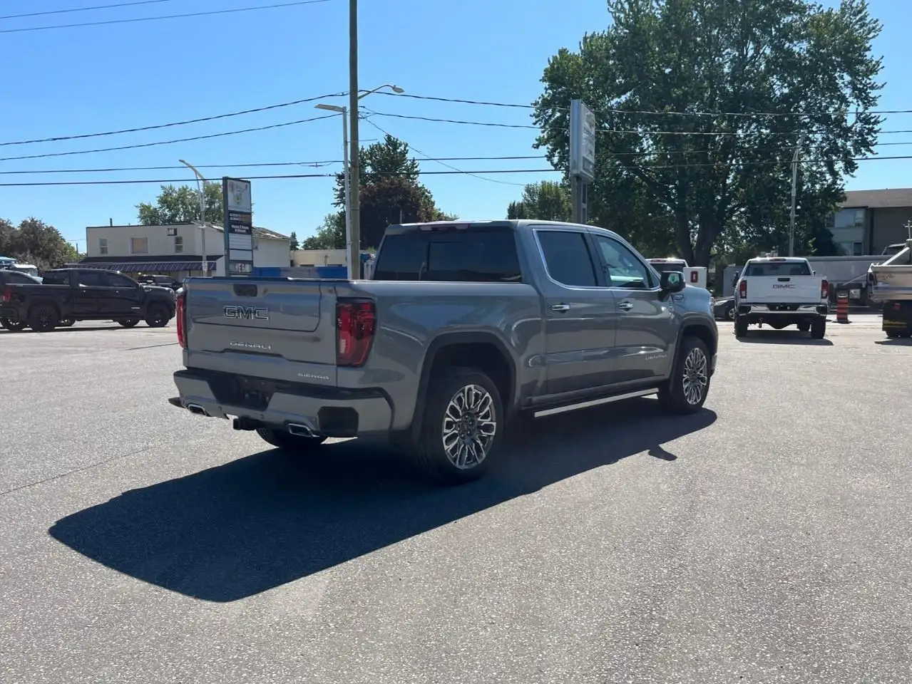 GMC Sierra 1500 снимка GMC Sierra 1500