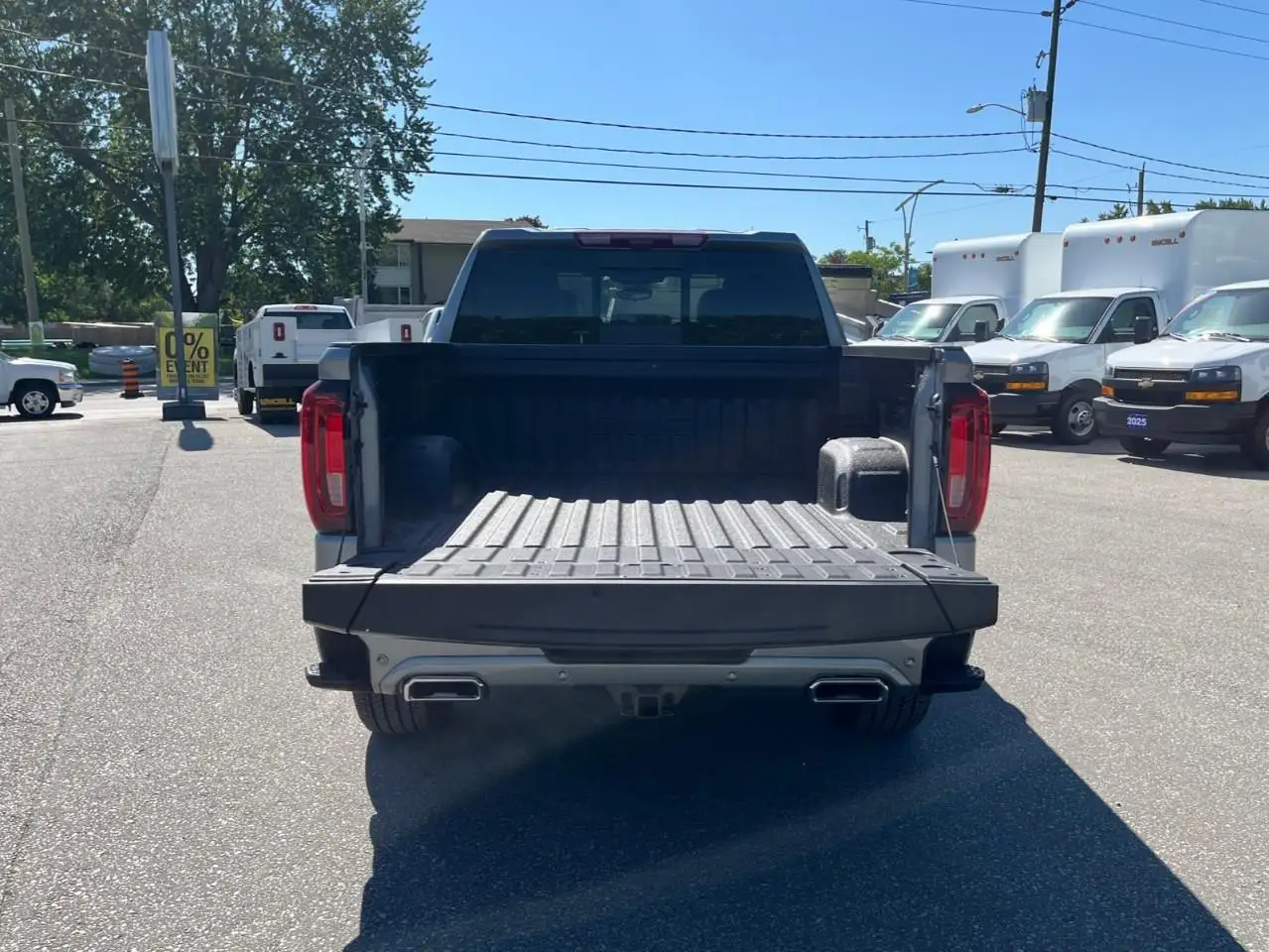 GMC Sierra 1500 снимка GMC Sierra 1500
