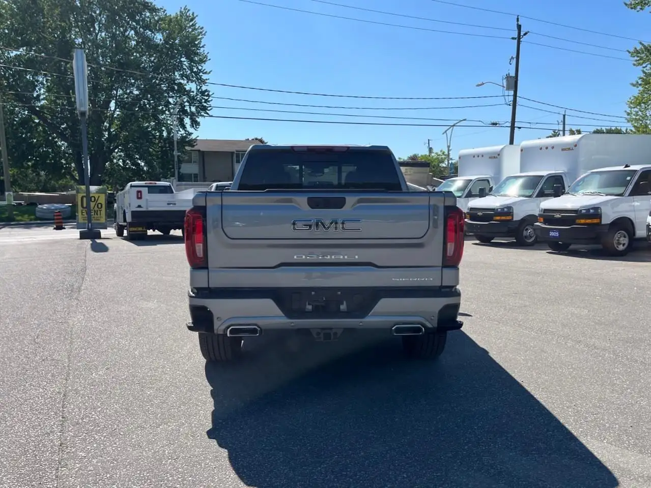 GMC Sierra 1500 снимка GMC Sierra 1500
