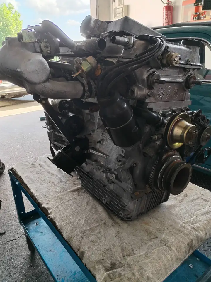 Alfa Romeo 75 1.6, foto 5