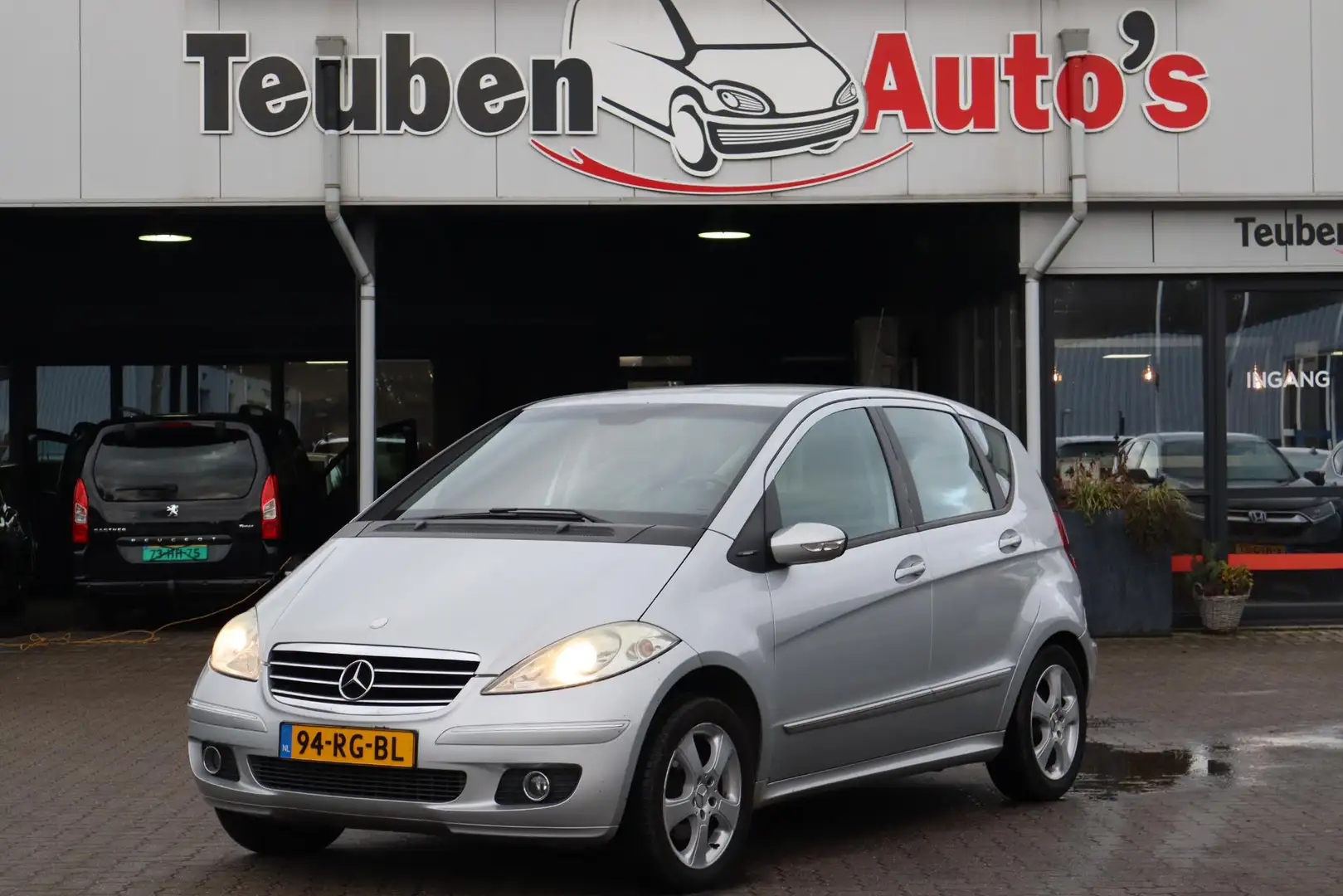 Mercedes-Benz A 170 Avantgarde Airco, Elektrische ramen, Radio, Lichtm Grau - 1