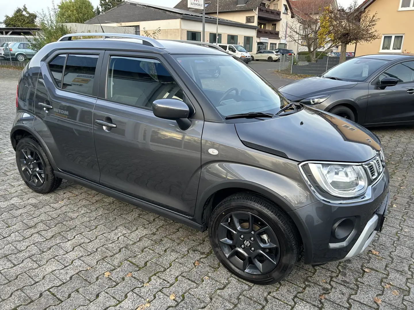 Suzuki Ignis Comfort Allgrip Hybrid Grau - 2