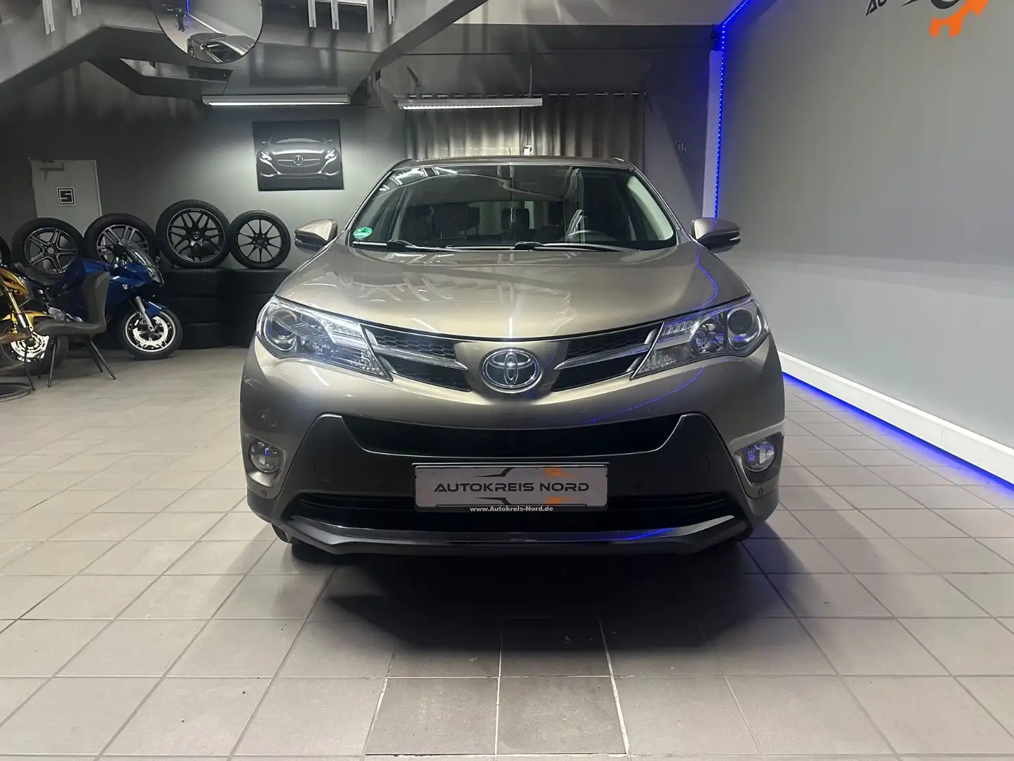 Toyota RAV 4 RAV4 Start Edition +HU NEU+AUTOMATIK+ Grau - 2