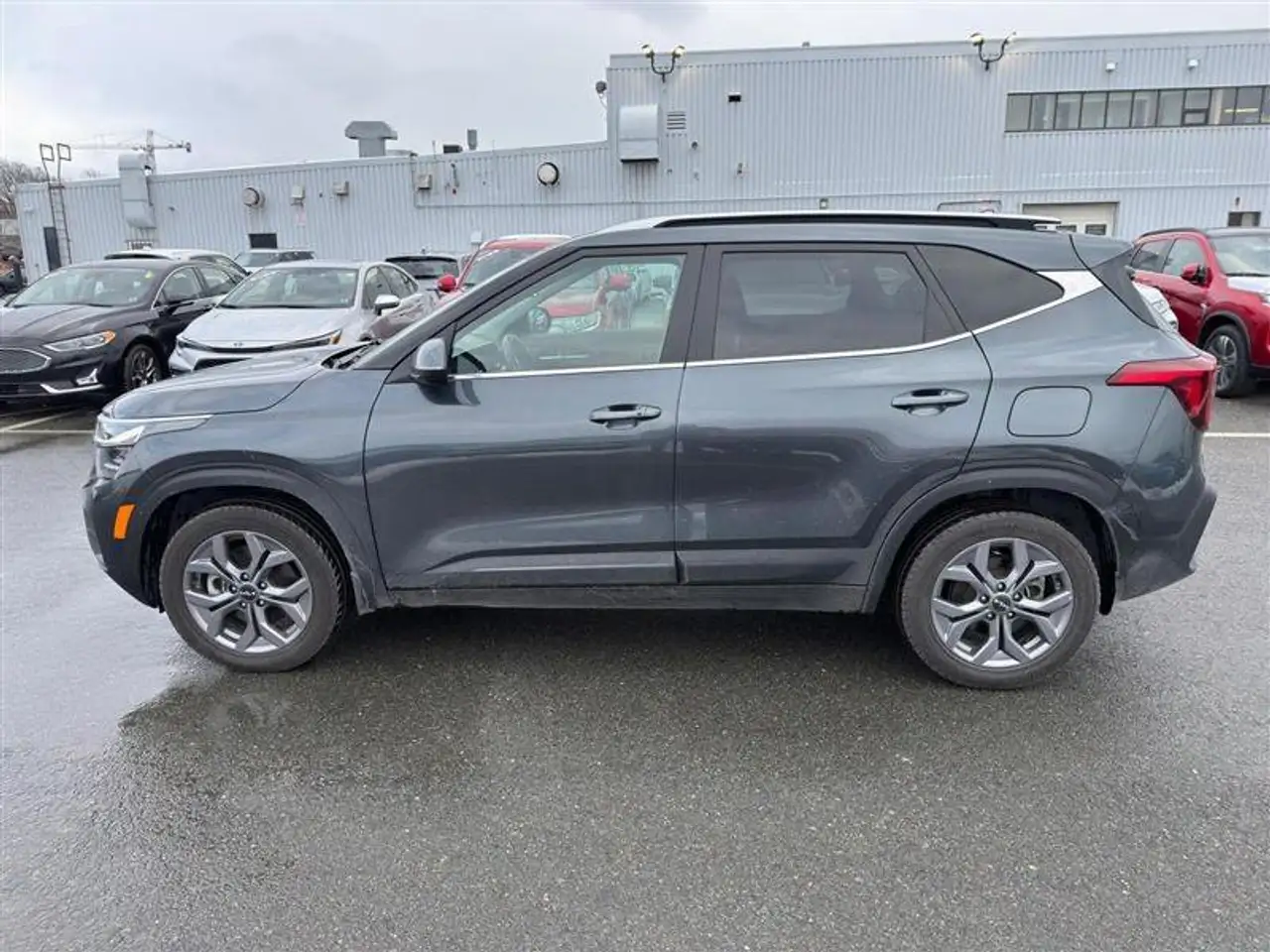 Kia Seltos снимка Kia Seltos