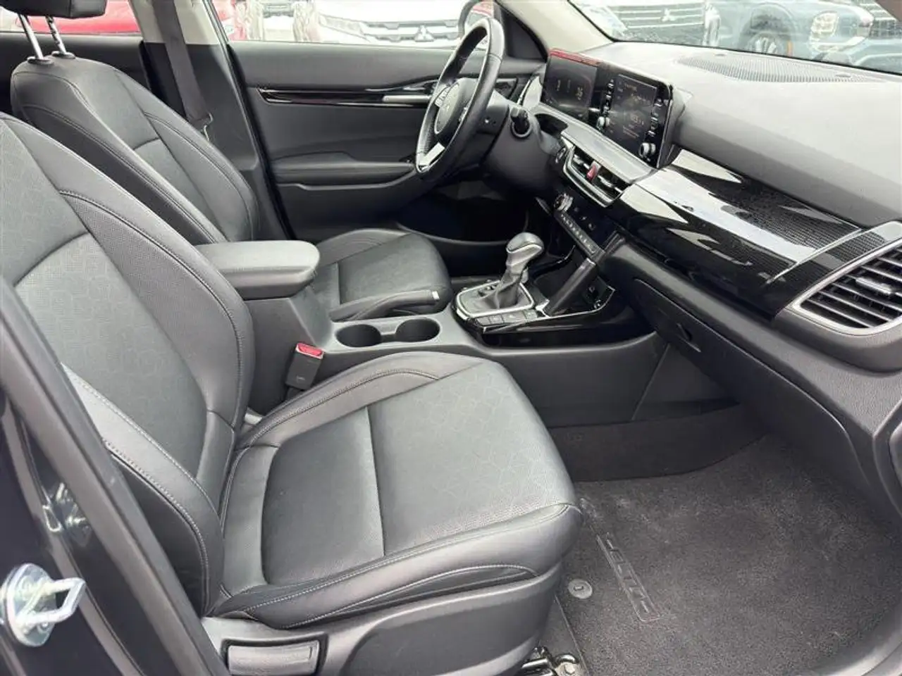Kia Seltos снимка Kia Seltos