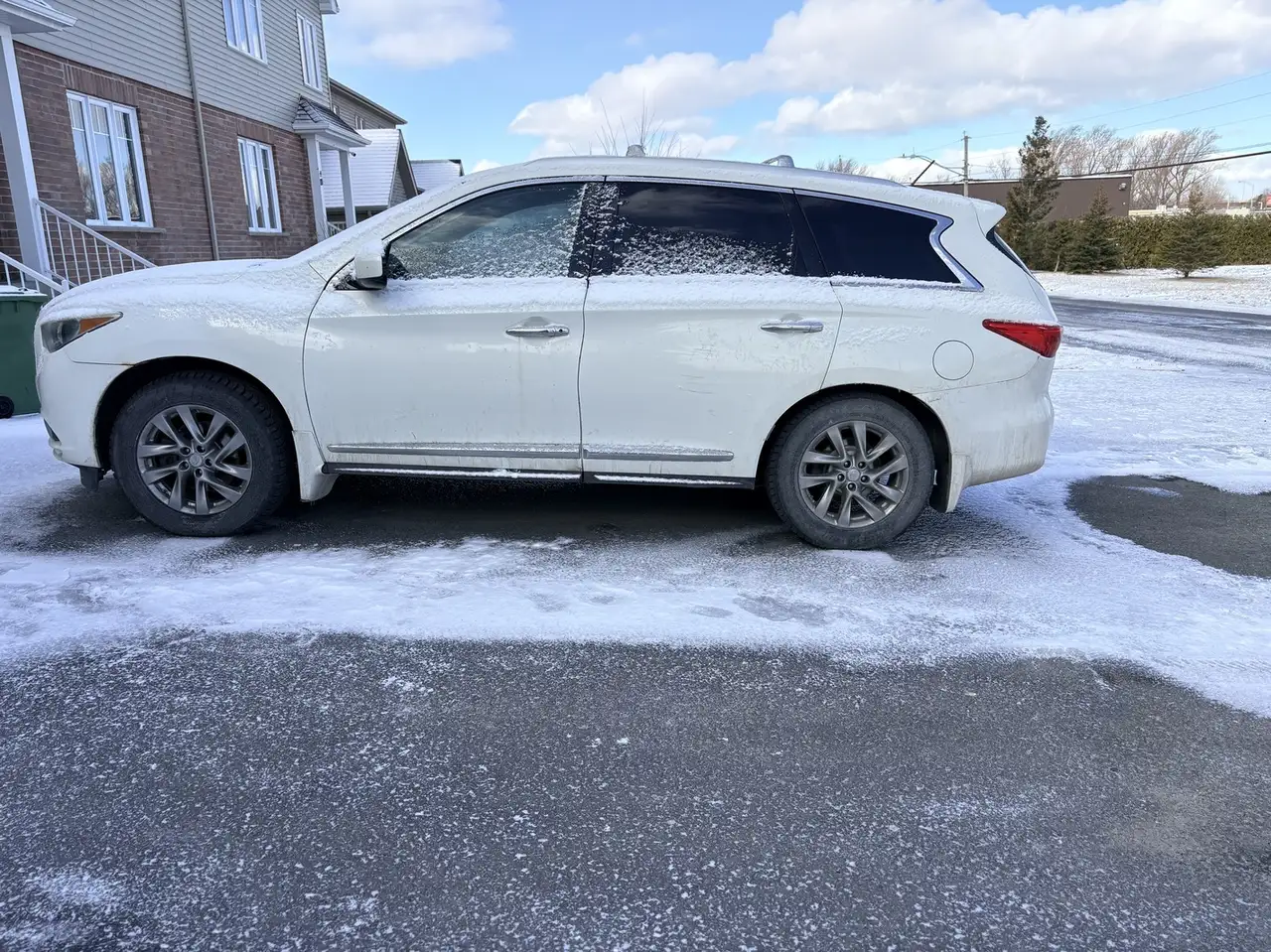 2013 Infiniti JX35