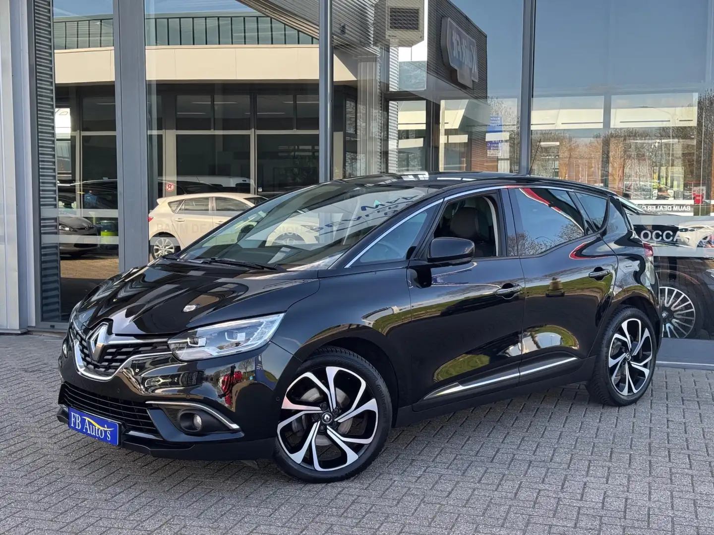 Renault Scenic 1.2 TCe Intens Airco Navi 1/2 Leer LMV Zwart - 2