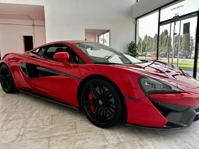 McLaren 570S