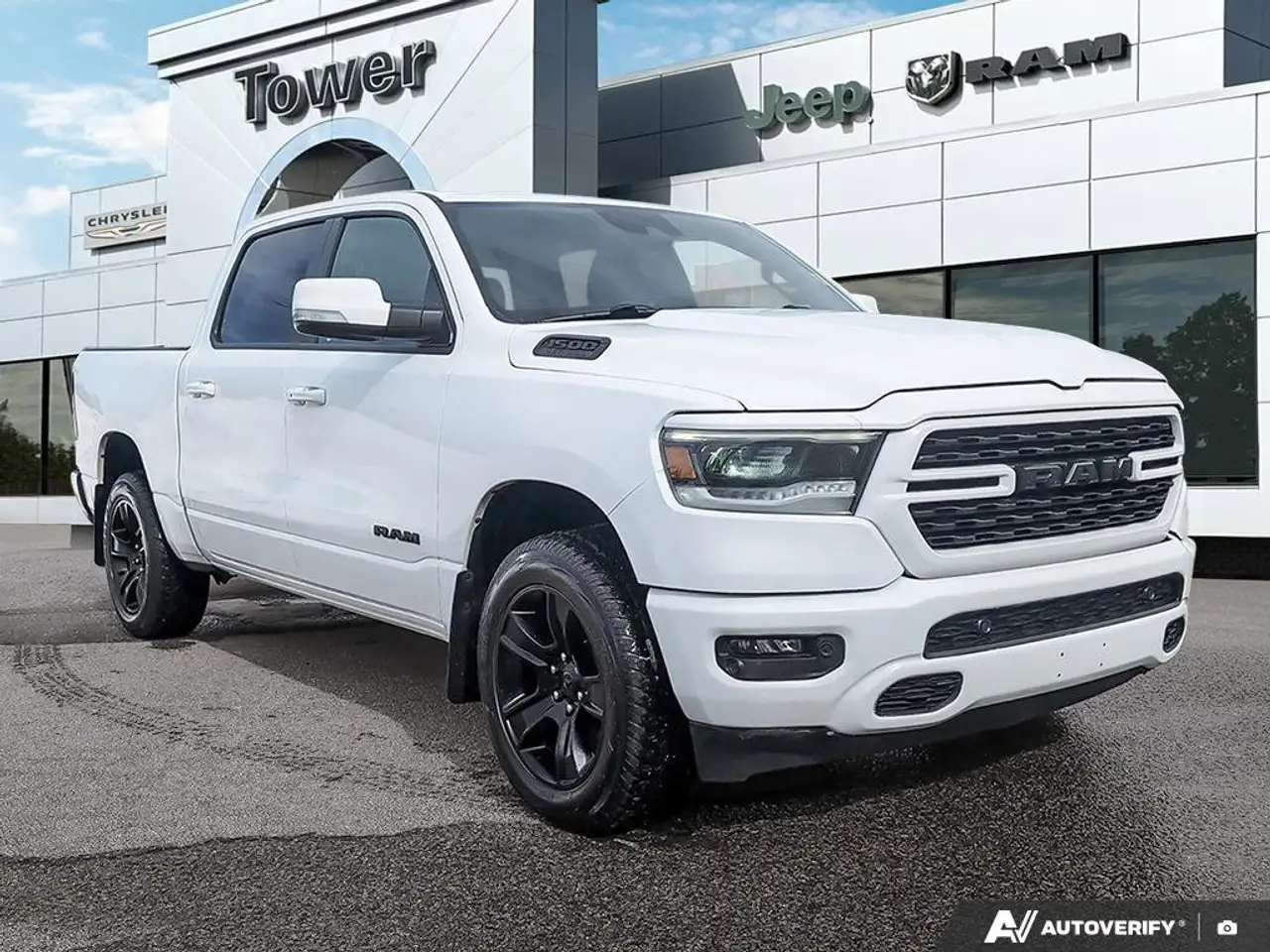 RAM 1500 снимка RAM 1500