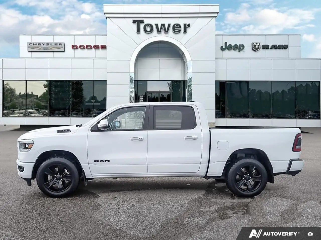 RAM 1500 снимка RAM 1500