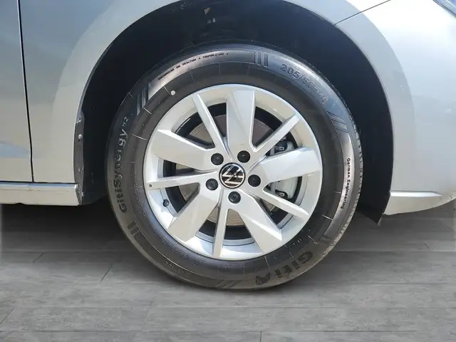 Volkswagen Caddy view 7