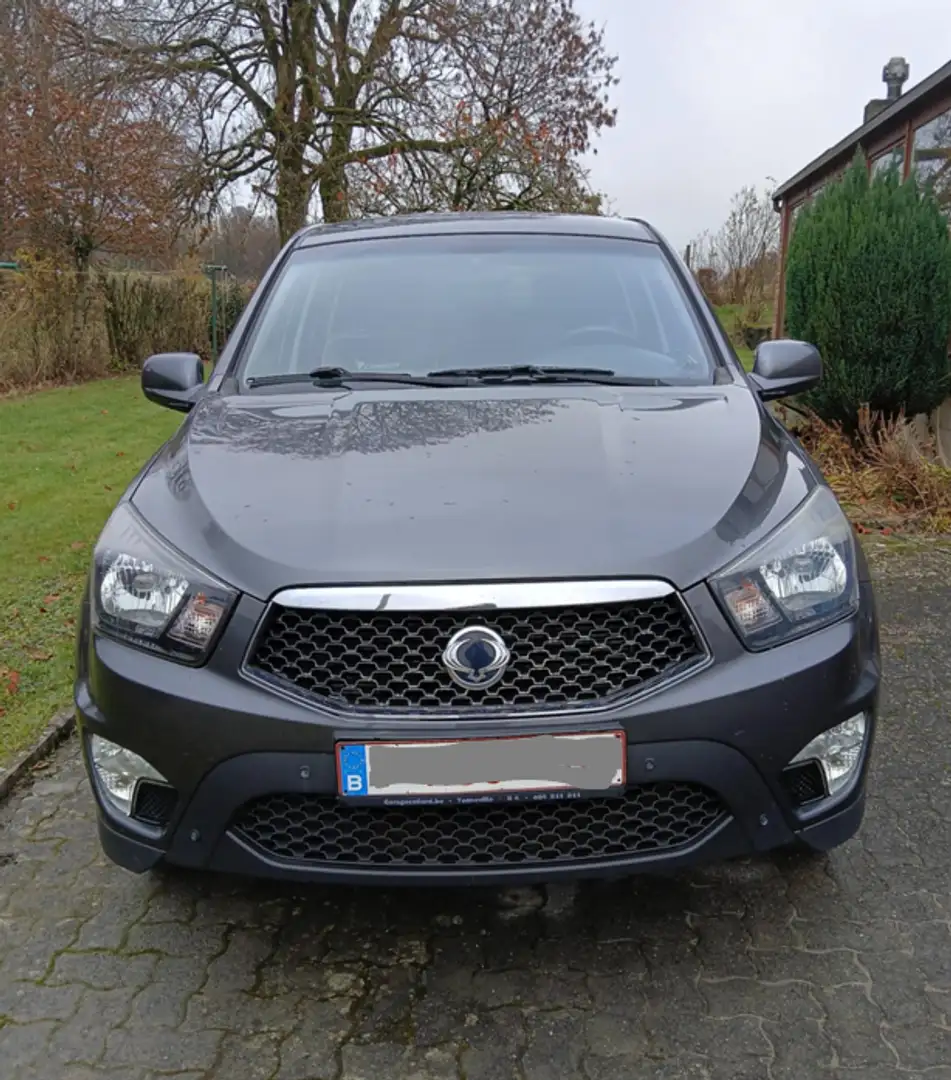 SsangYong Actyon 2.0 Turbo Xdi 4WD Quartz Šedá - 1