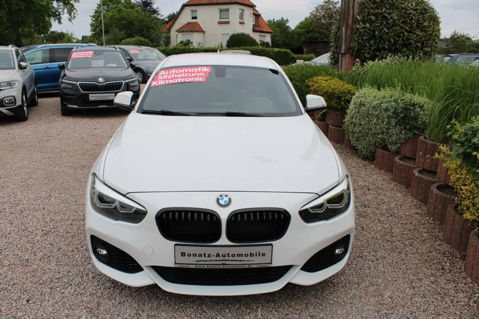 BMW 118 118i Aut. M Sport Shadow *Navi, Leder,SHZ,PDC* Wit - 2
