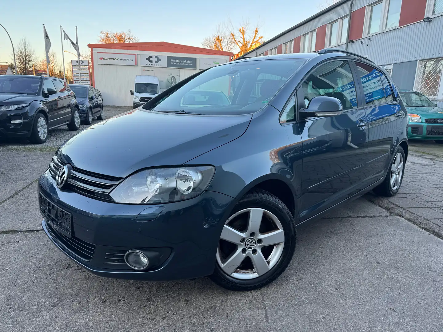 Volkswagen Golf Plus 1.2L Team TÜV NEU Blau - 1