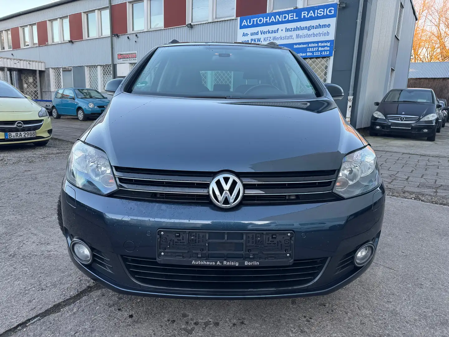 Volkswagen Golf Plus 1.2L Team TÜV NEU Blau - 2