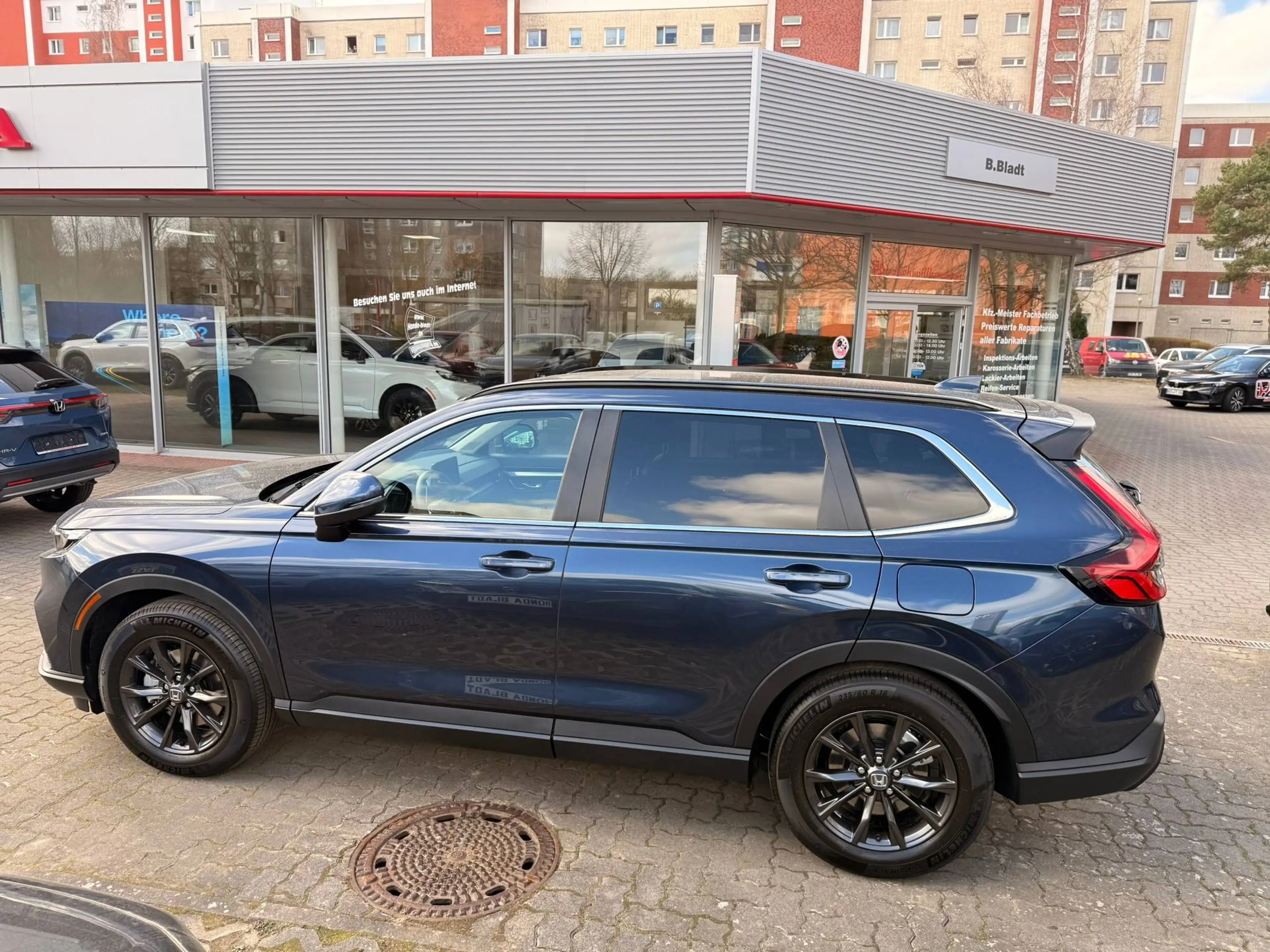 Honda CR-V CR-V e:HEV 2.0 i-MMD Hybrid 2WD Elegance — photo 3