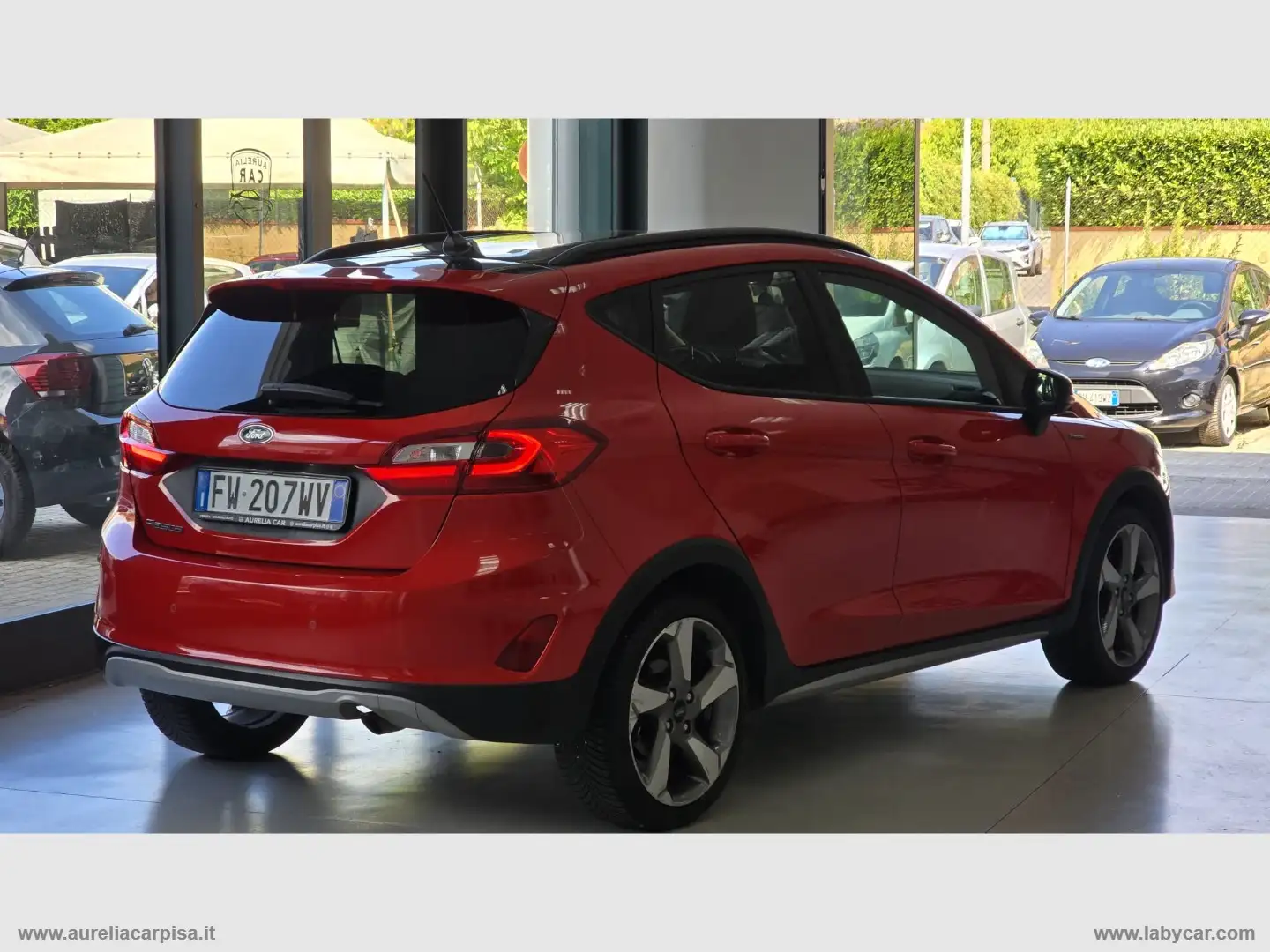 Ford Fiesta Active 1.5 EcoBlue Rosso - 2