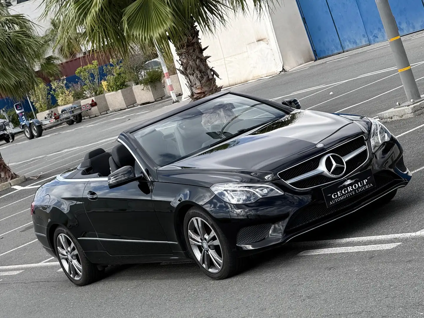 Mercedes-Benz E 220 Cabrio-NAVI-AUTOMATICO-PERMUTABILE-. Nero - 1