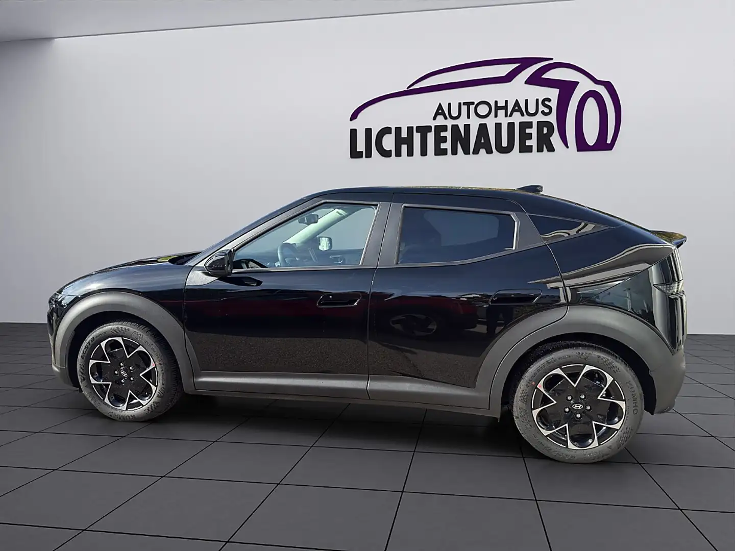 Hyundai IONIQ 3 Ioniq 3 Trend Line 61Kwh Schwarz - 2