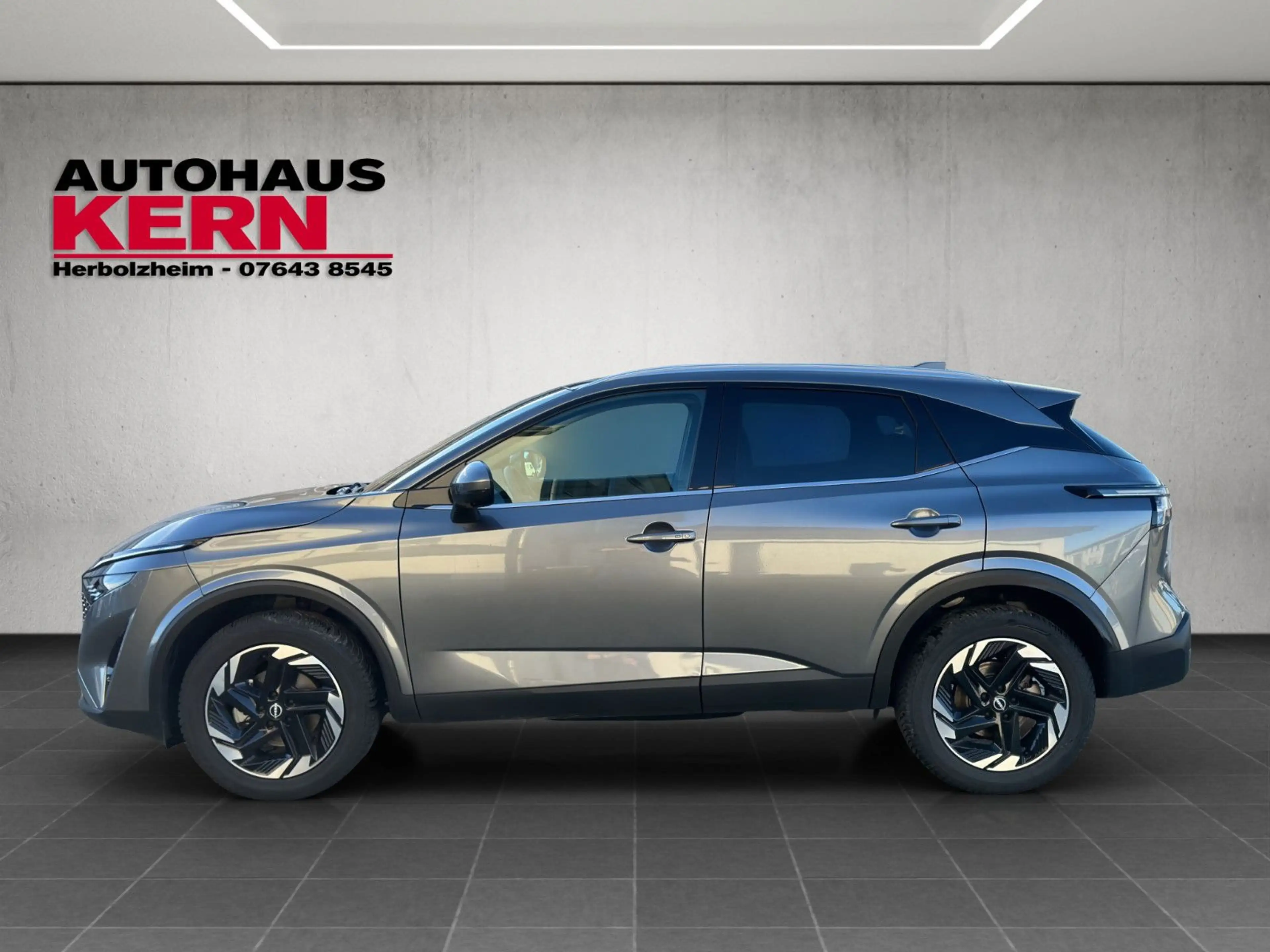Nissan Qashqai 1.3DIG-T MHEV X-Tronic N-Connecta — photo 15