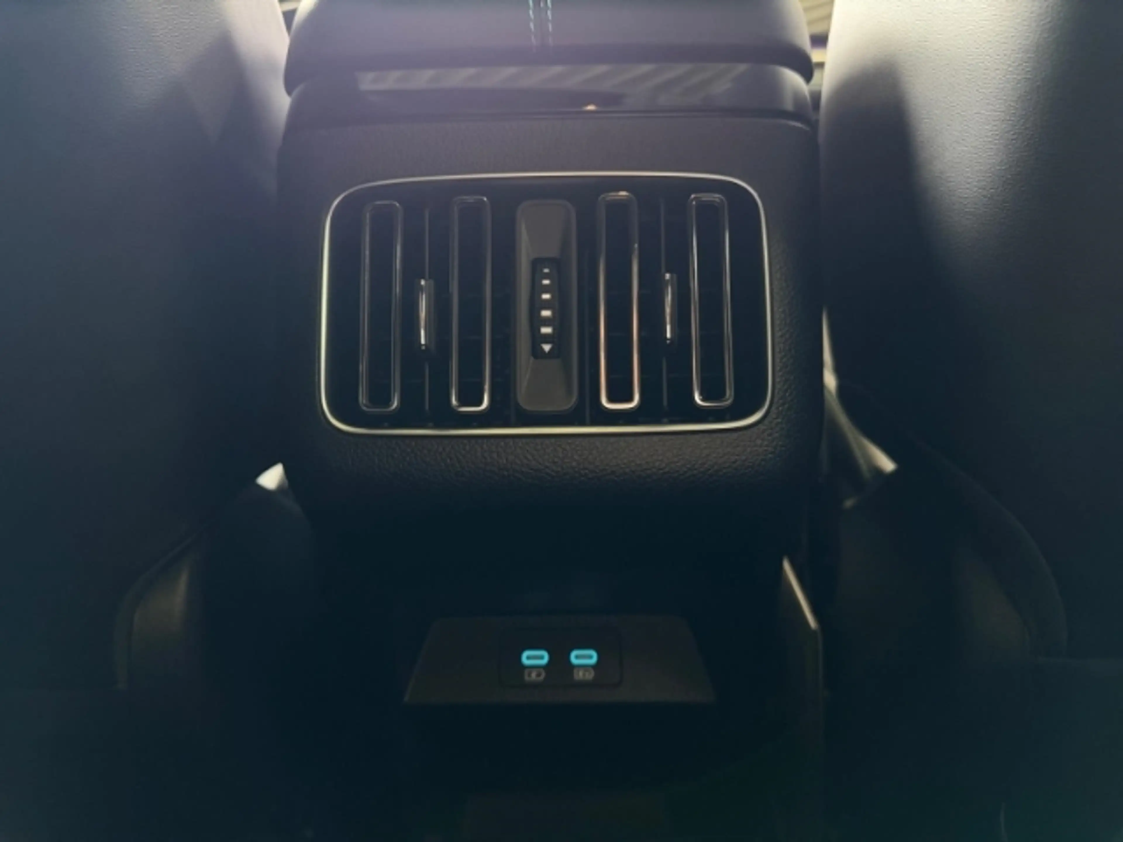 BYD Seal U DM-i PHEV Navi+Rückfahrkamera+Sitzheizung+Apple Ca — photo 22