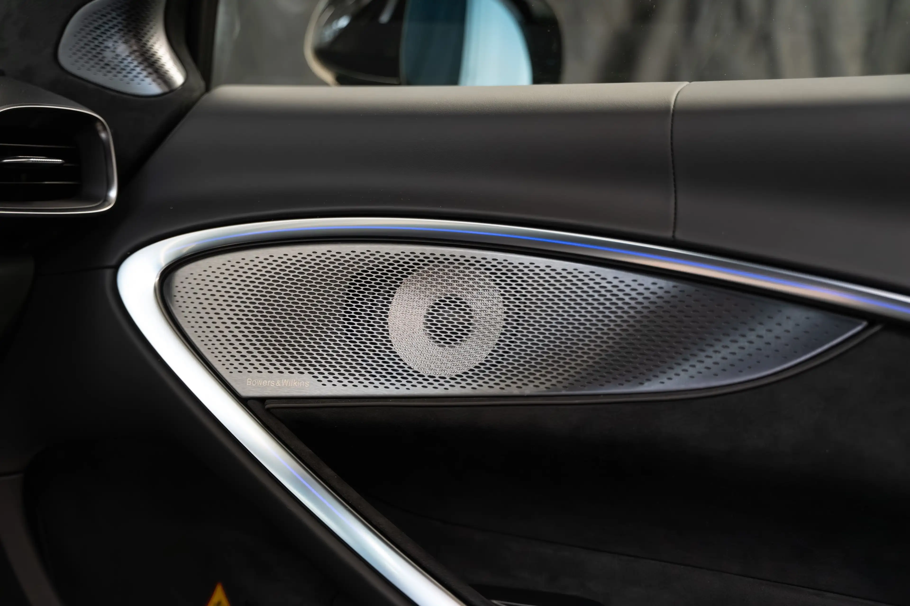 McLaren Artura Performance I Lift I MSO Paint — photo 15
